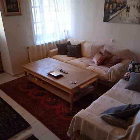 Bravita House *